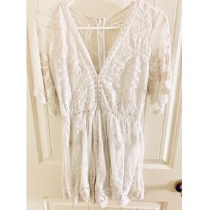 WOMENS WHITE FLORAL ROMPER
